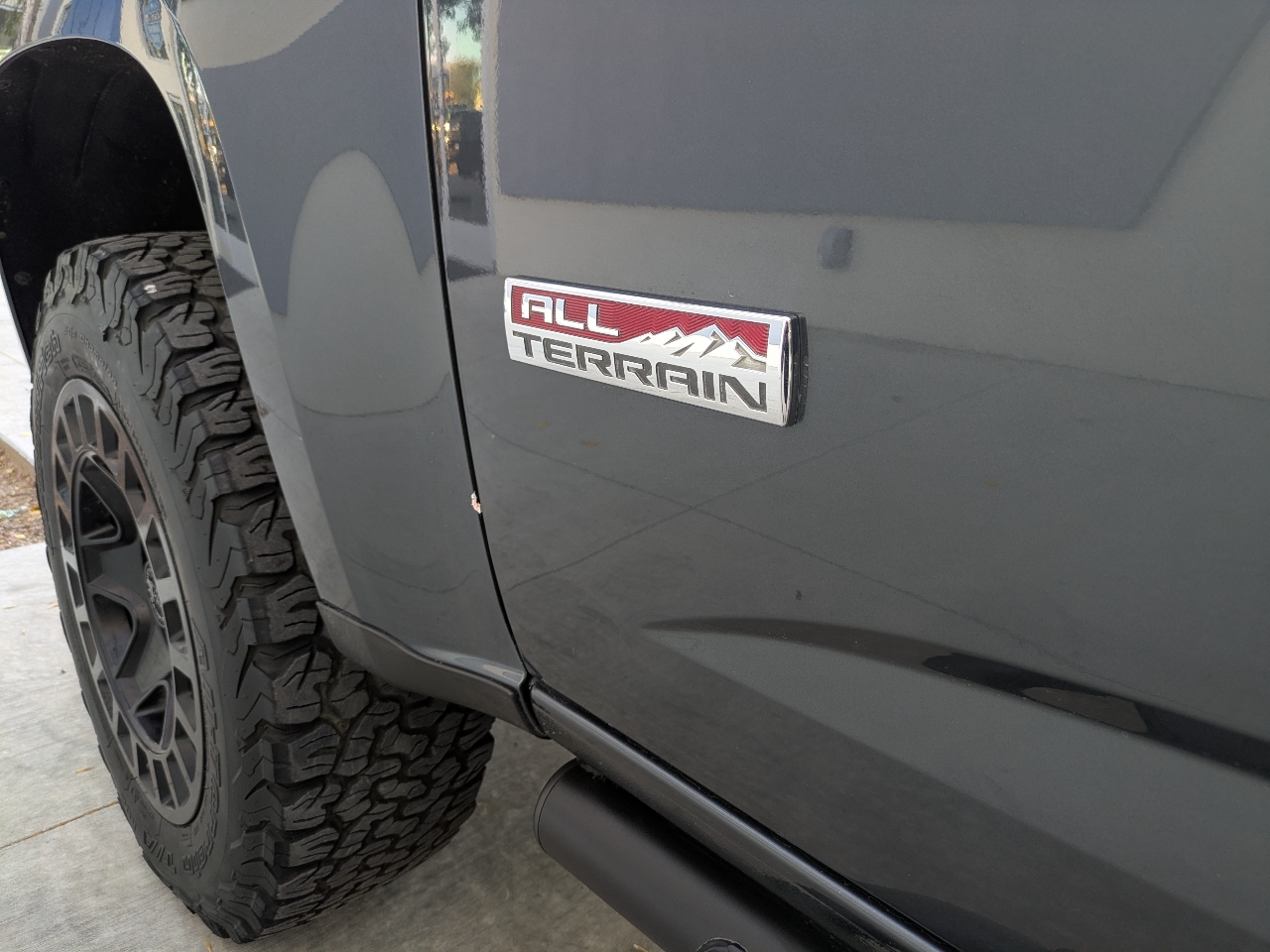 GMC Canyon SLE Crew Cab 2WD Long Box 2016 GMC Canyon SLE Crew Cab 2WD Long Box 2016