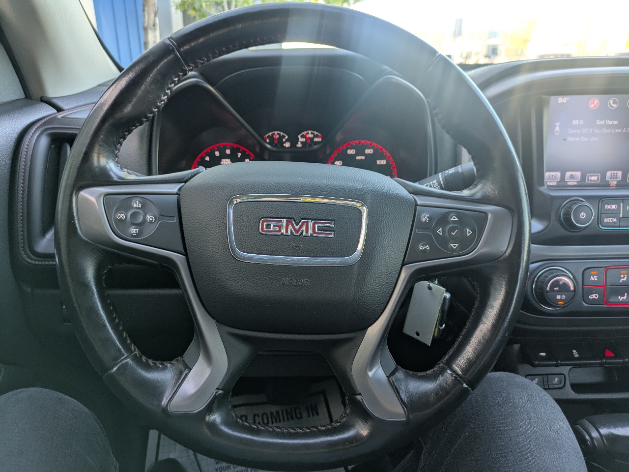 GMC Canyon SLE Crew Cab 2WD Long Box 2016 GMC Canyon SLE Crew Cab 2WD Long Box 2016