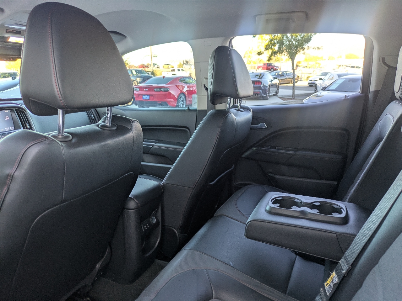 GMC Canyon SLE Crew Cab 2WD Long Box 2016 GMC Canyon SLE Crew Cab 2WD Long Box 2016