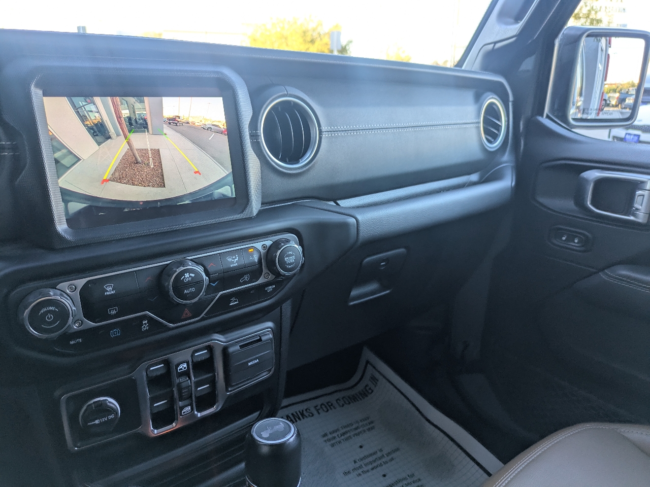 Jeep Wrangler 4xe Unlimited Sahara 2022 Jeep Wrangler 4xe Unlimited Sahara 2022