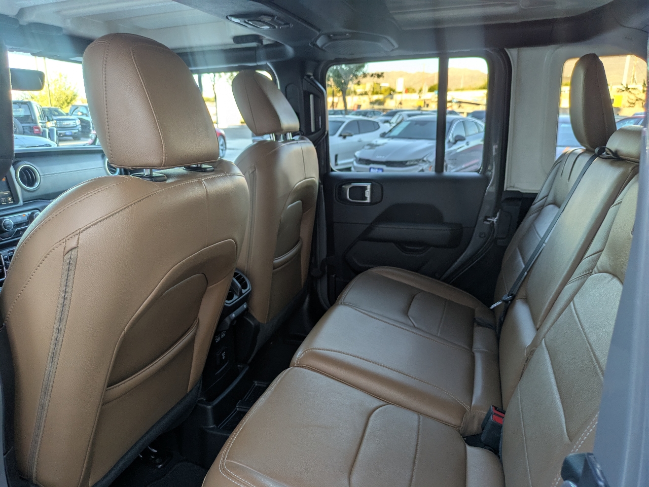 Jeep Wrangler 4xe Unlimited Sahara 2022 Jeep Wrangler 4xe Unlimited Sahara 2022