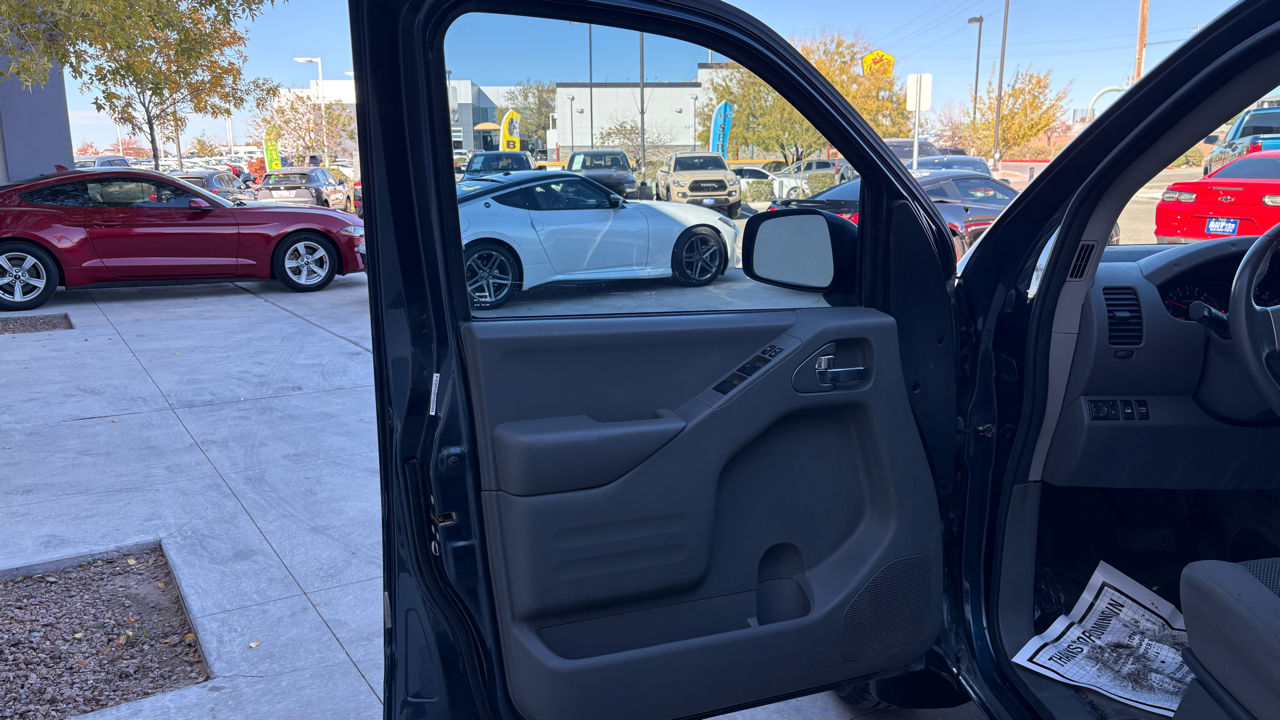 Nissan Frontier SV 2018