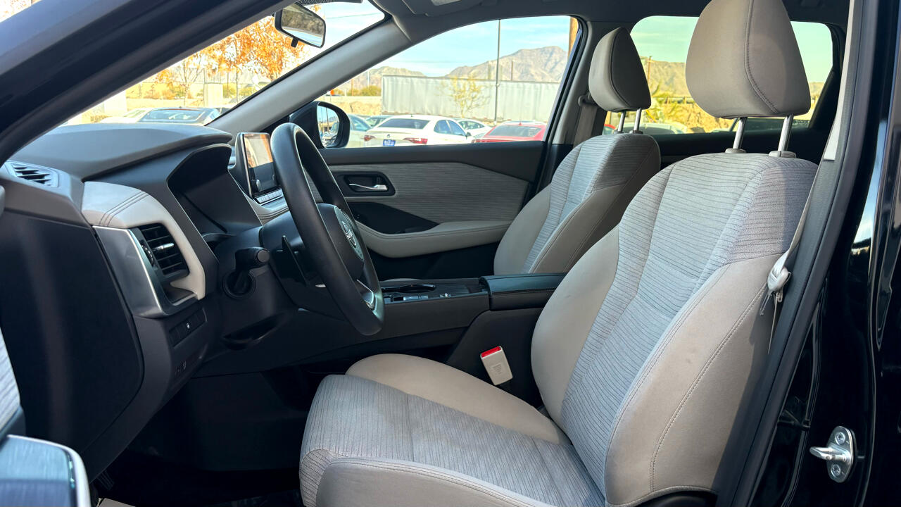 Nissan Rogue SV 2023