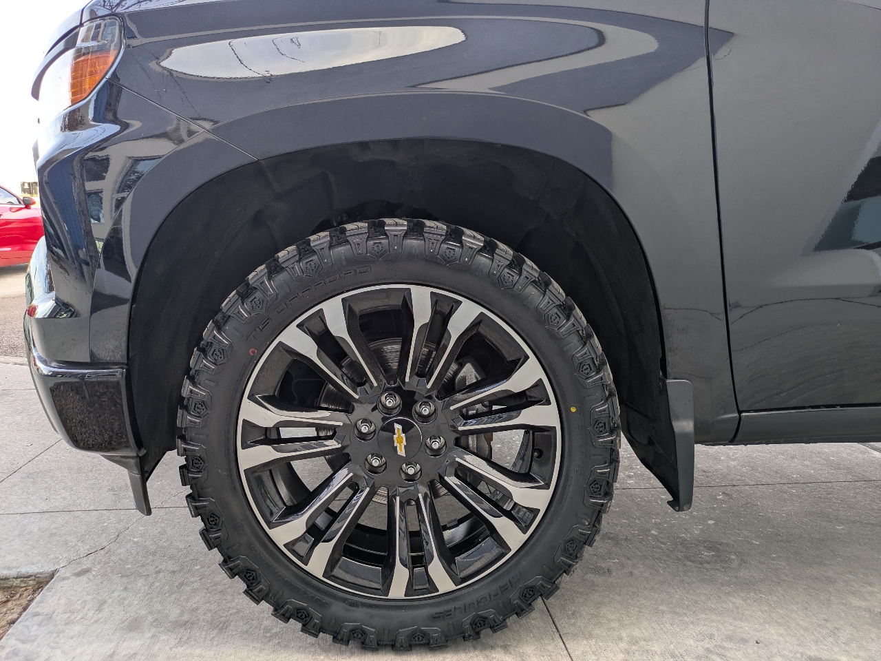 Chevrolet Silverado 1500 Custom Crew Cab 2WD 2024