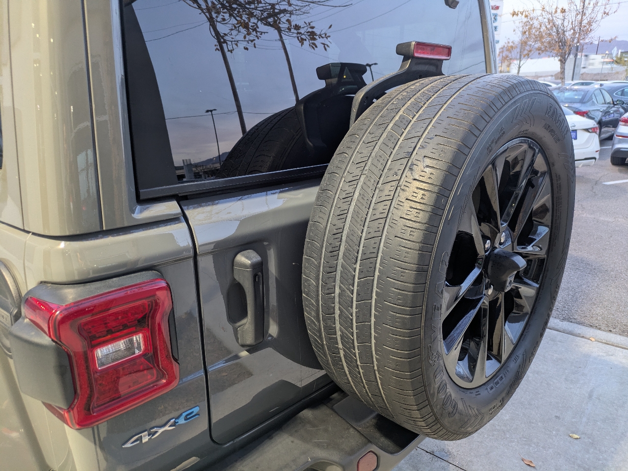 Jeep Wrangler 4xe Unlimited Sahara 2021