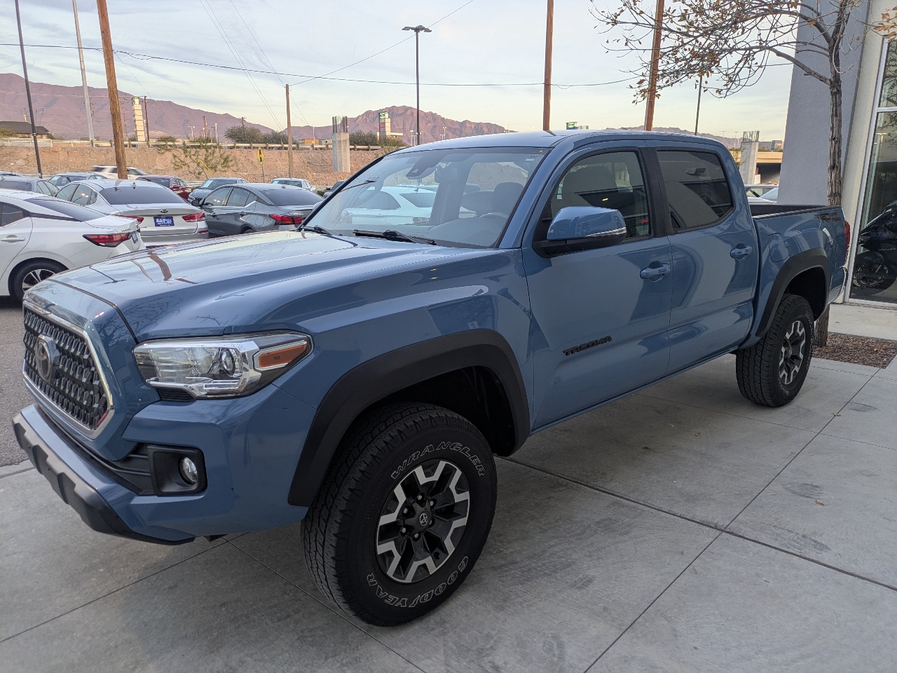 Toyota Tacoma SR5 Double Cab Long Bed V6 6AT 2WD 2019