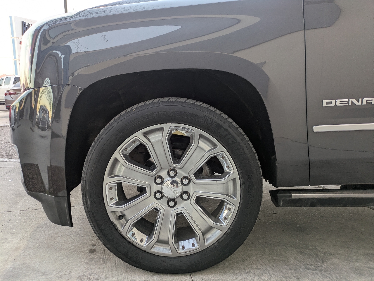 GMC Yukon Denali 4WD 2017