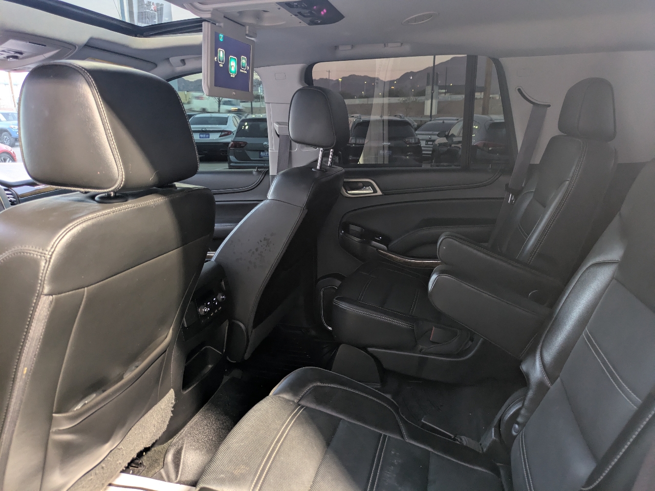 GMC Yukon Denali 4WD 2017