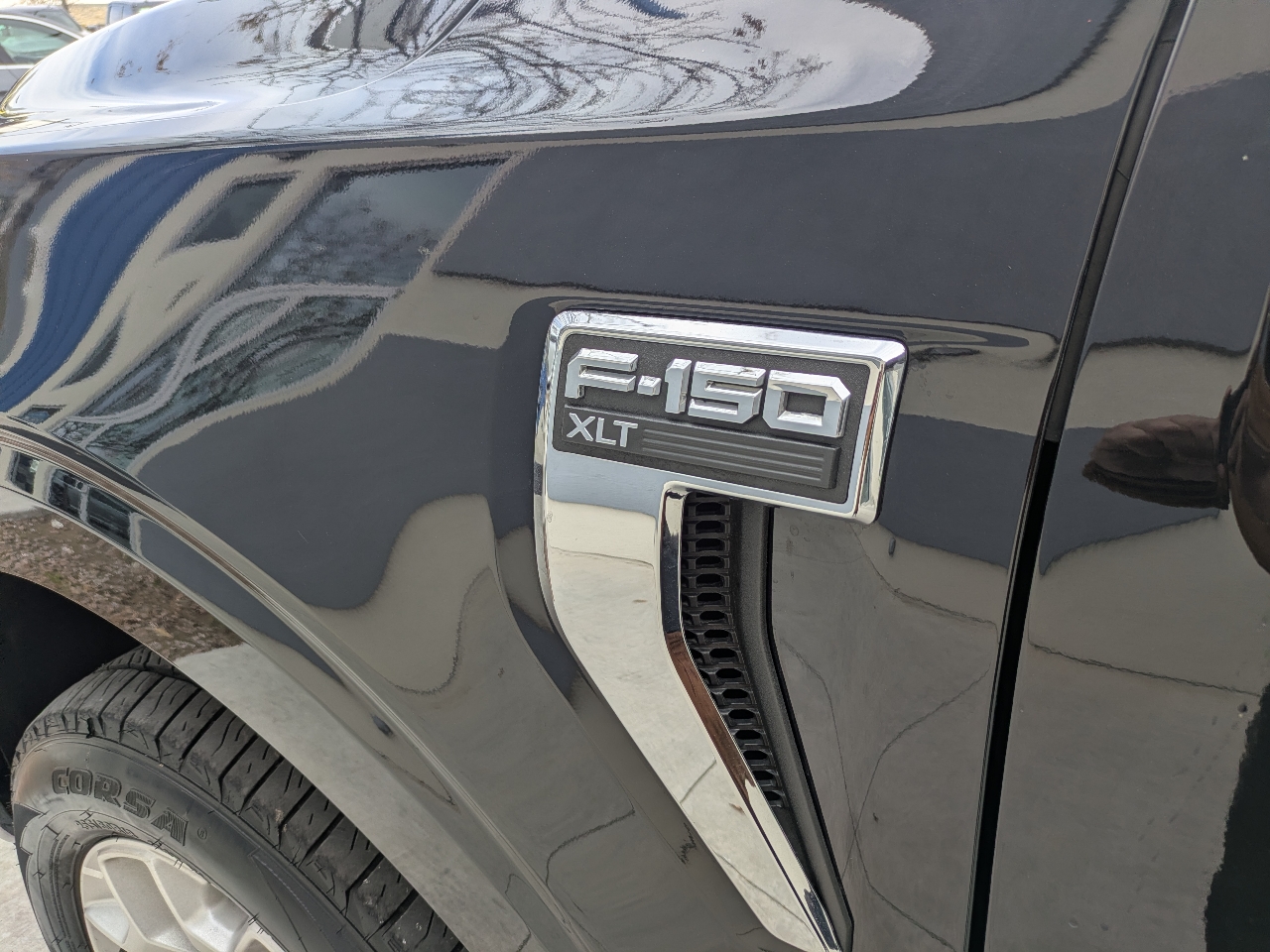 Ford F-150 XLT Short Bed 2WD 2023