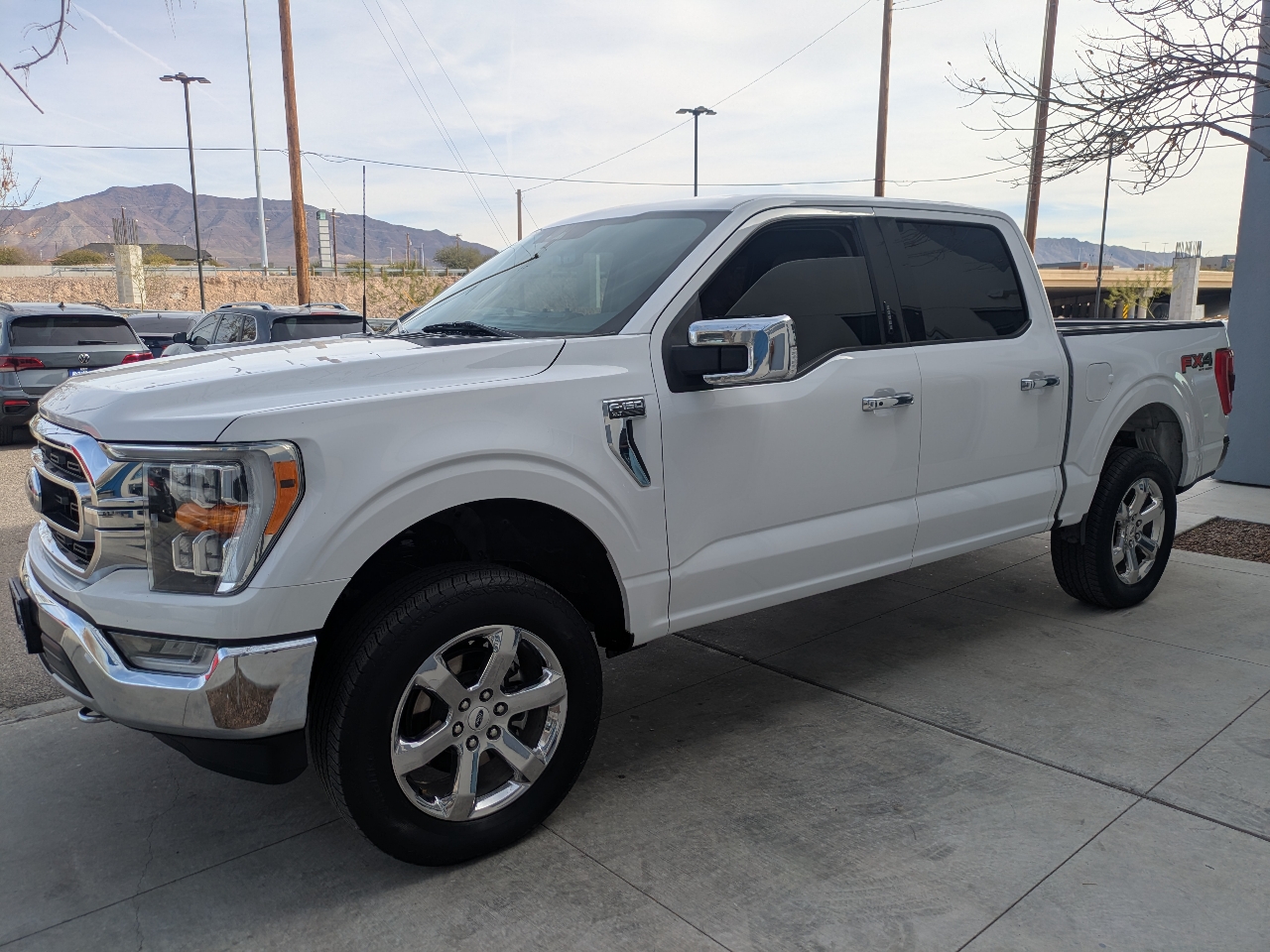 Ford F-150 XLT 4WD 2021