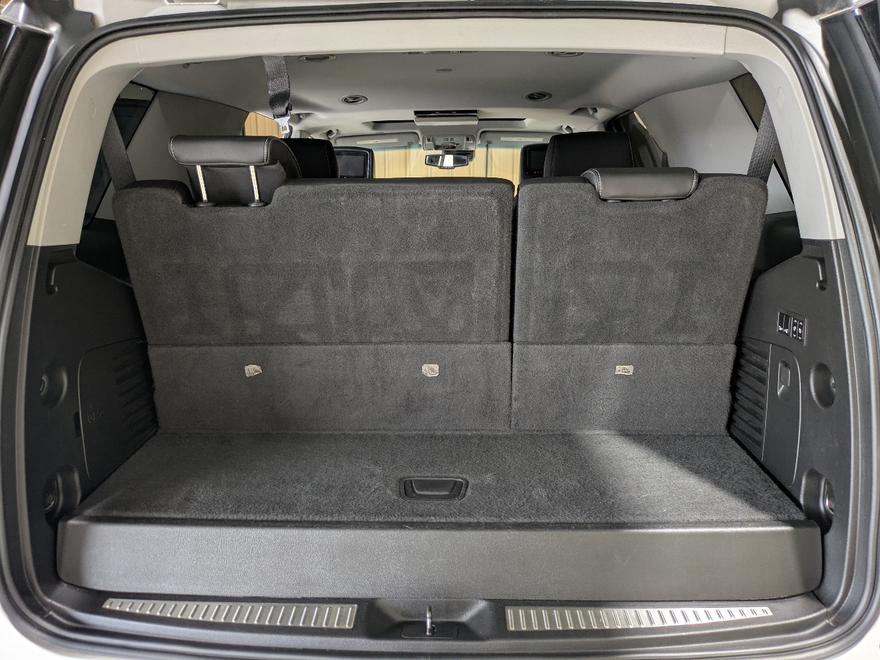 GMC Yukon Denali 4WD 2018