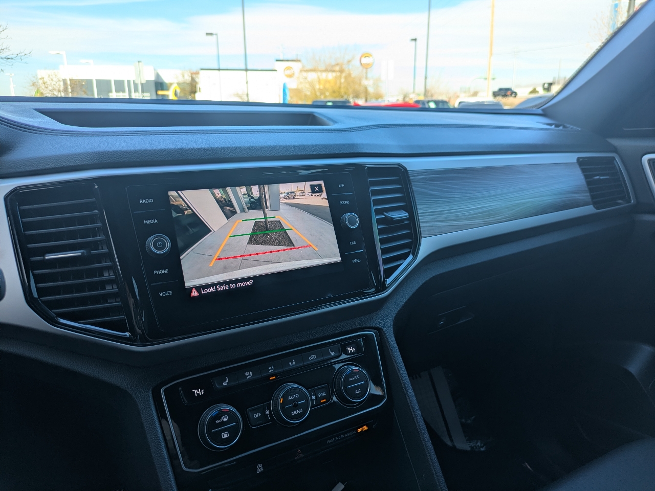 Volkswagen Atlas Cross Sport SE 2023