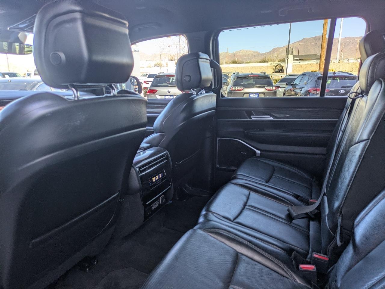 Jeep Wagoneer Series II 4WD 2022