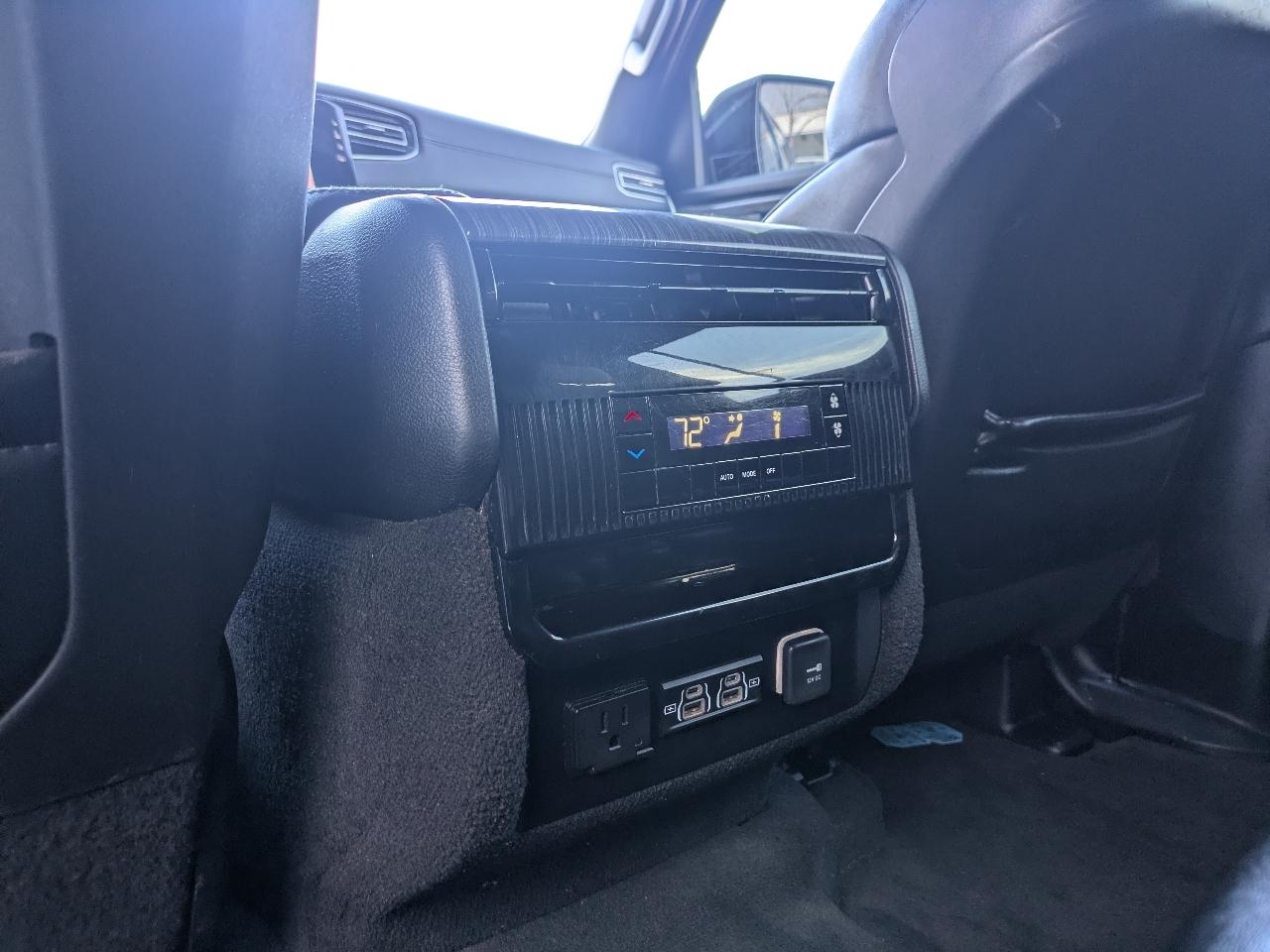 Jeep Wagoneer Series II 4WD 2022