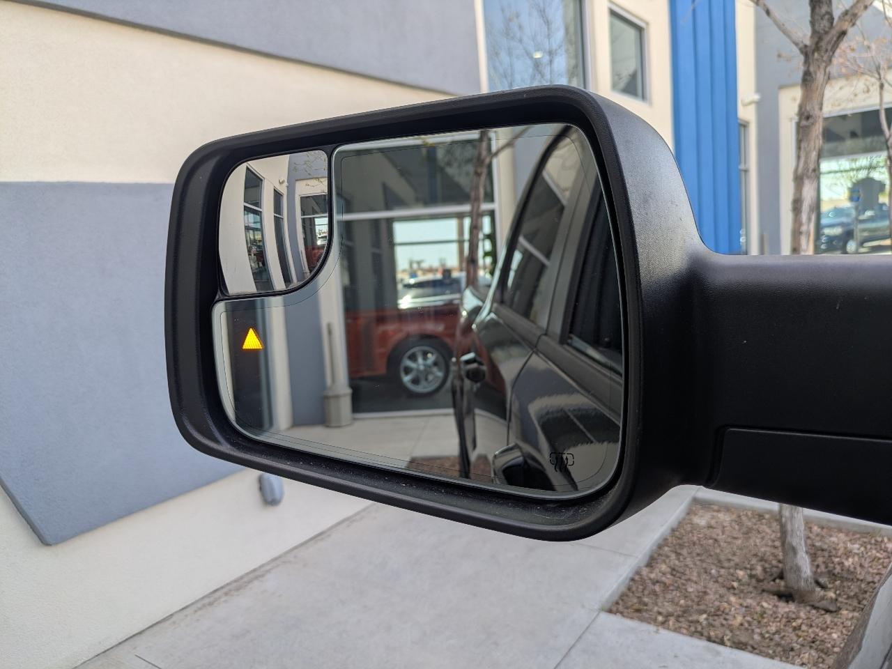 RAM 1500 Laramie Crew Cab SWB 4WD 2025