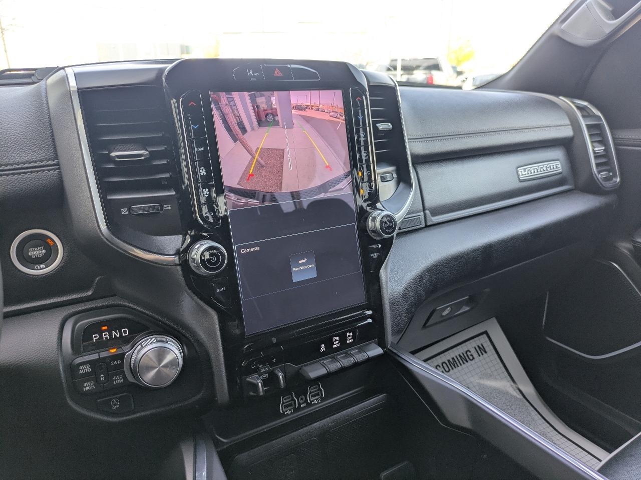 RAM 1500 Laramie Crew Cab SWB 4WD 2025