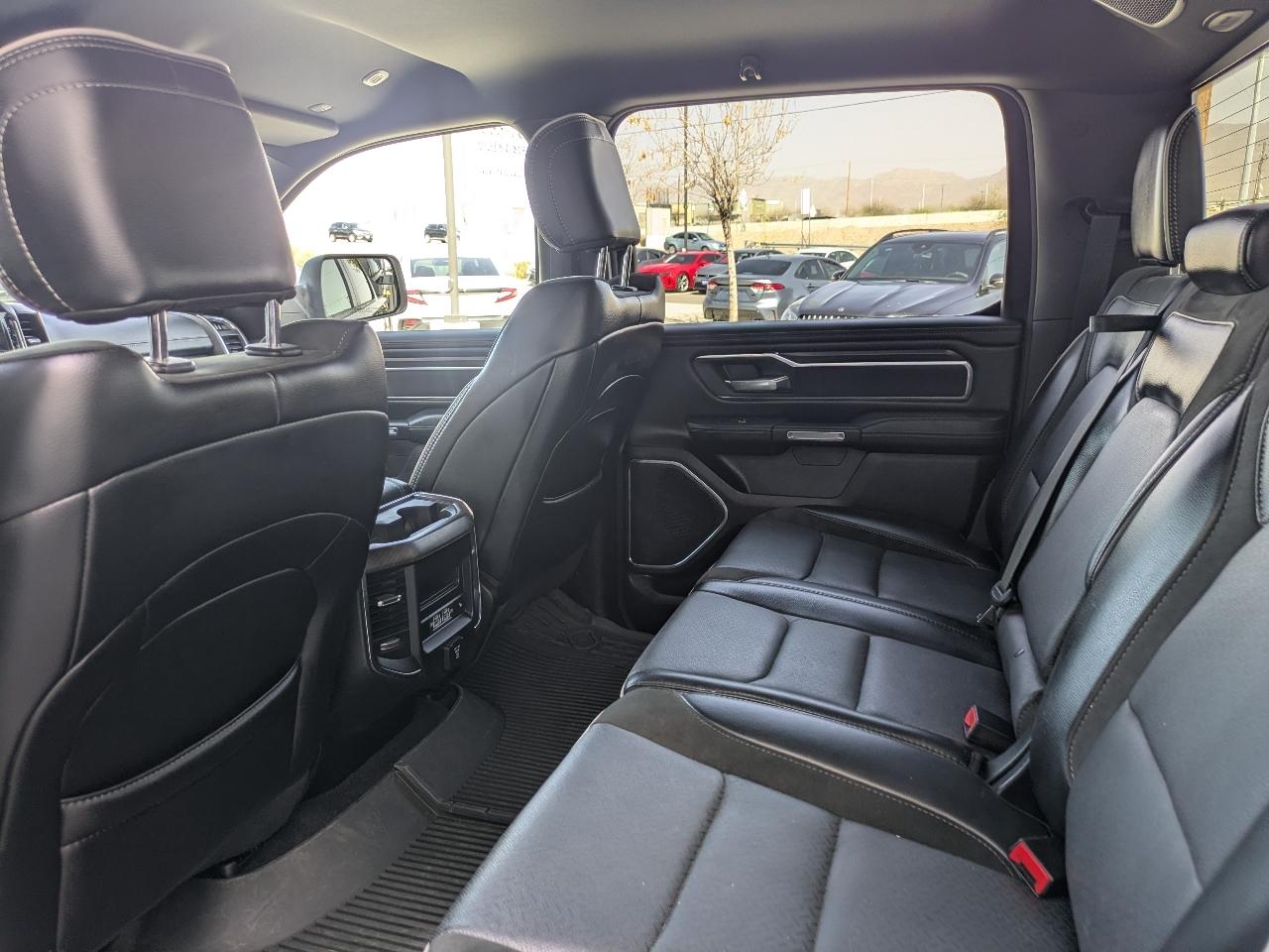 RAM 1500 Laramie Crew Cab SWB 4WD 2025