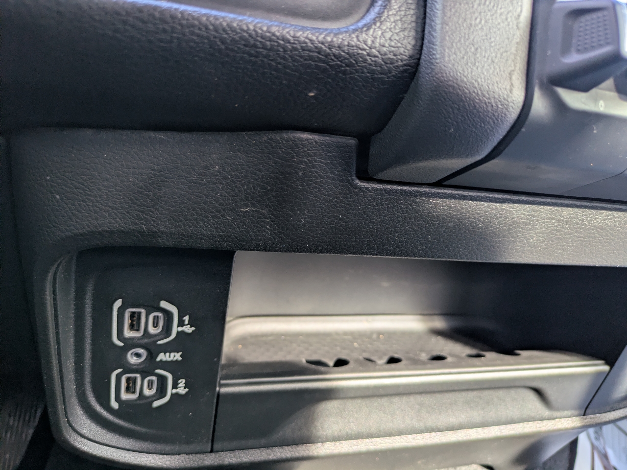 RAM 3500 Big Horn Crew Cab LWB 4WD DRW 2024