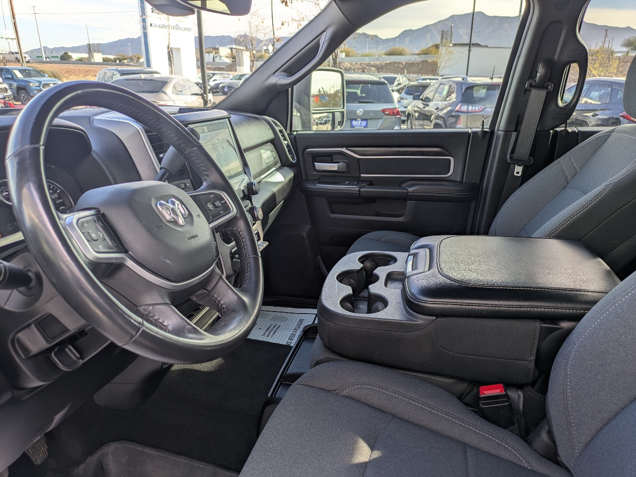 RAM 3500 Big Horn Crew Cab LWB 4WD DRW 2024