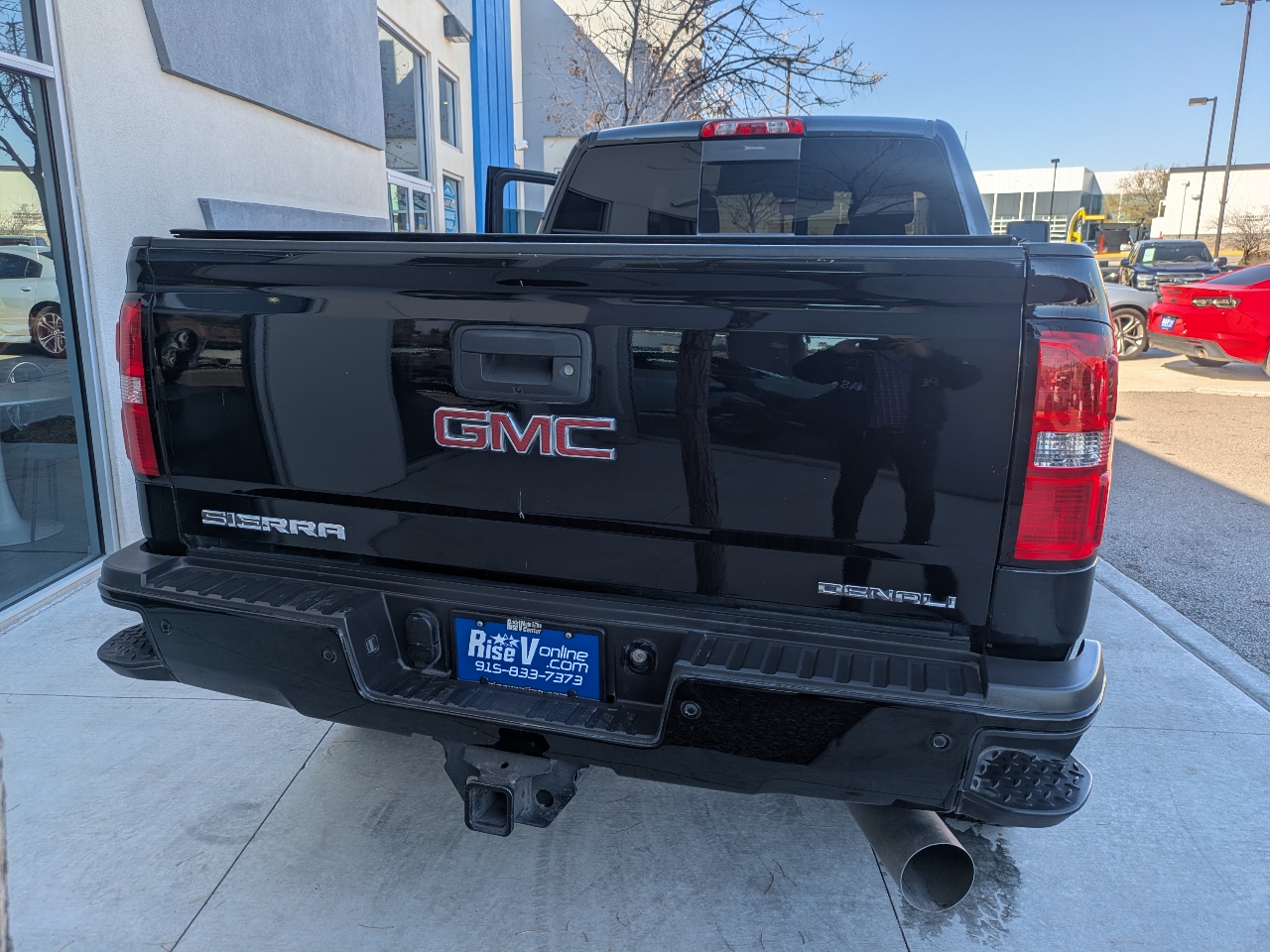 GMC Sierra 2500HD Denali Crew Cab 4WD 2018