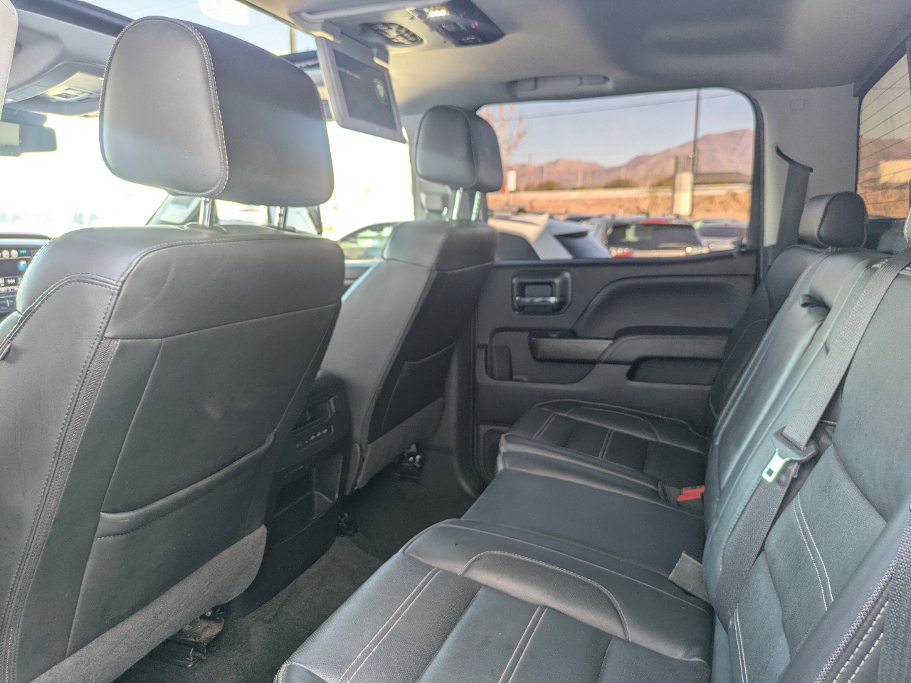 GMC Sierra 2500HD Denali Crew Cab 4WD 2018