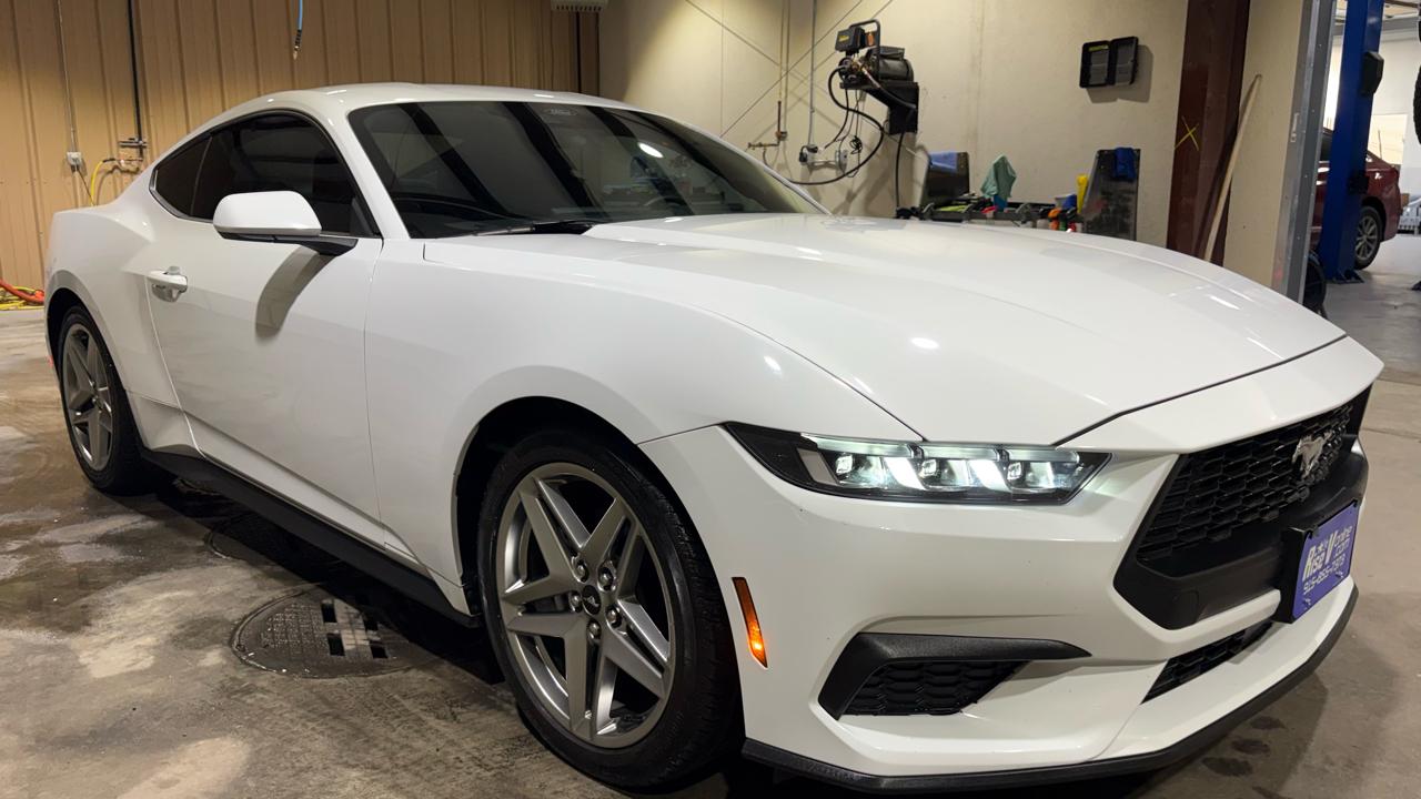 Ford Mustang EcoBoost Premium Coupe 2024