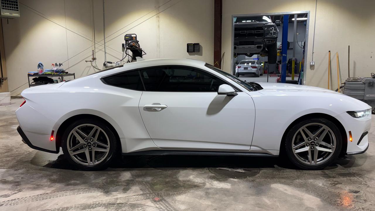 Ford Mustang EcoBoost Premium Coupe 2024