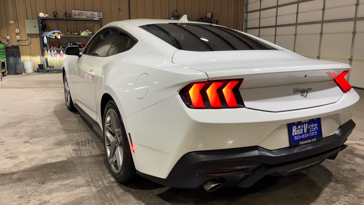 Ford Mustang EcoBoost Premium Coupe 2024