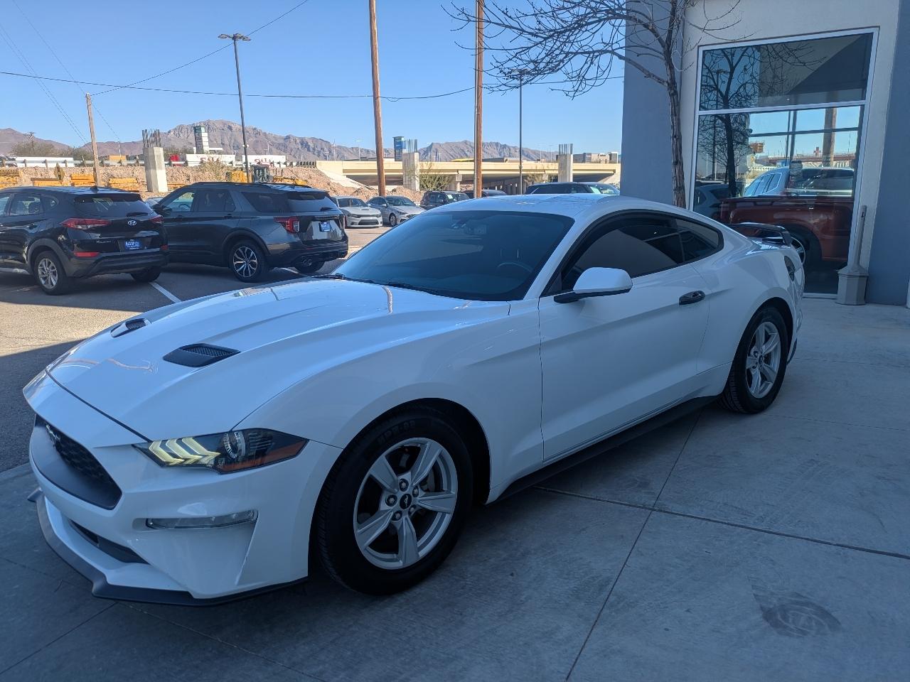 Ford Mustang EcoBoost Coupe 2020