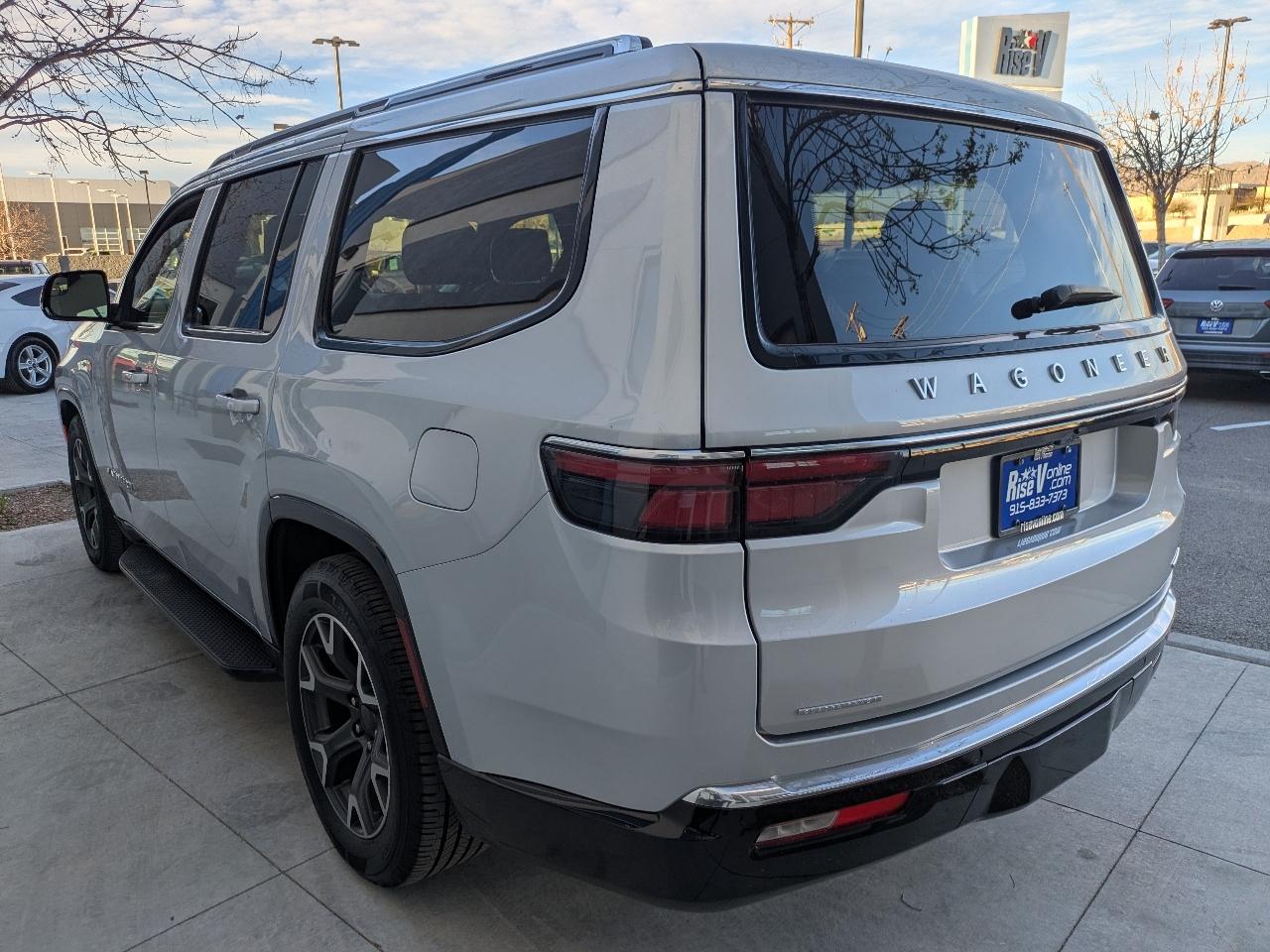 Jeep Wagoneer Series III 4WD 2023