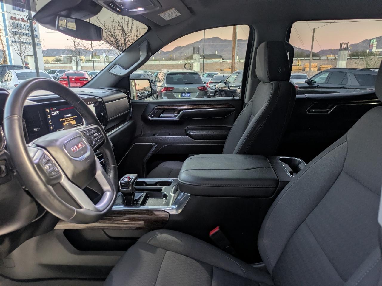 GMC Sierra 1500 Elevation Crew Cab 4WD 2024