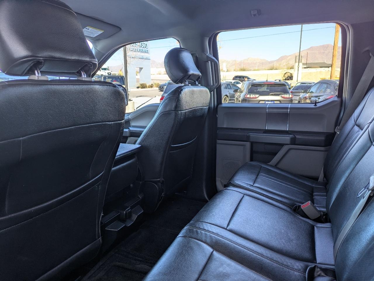 Ford F-150 4WD Reg Cab 126" XLT 2017