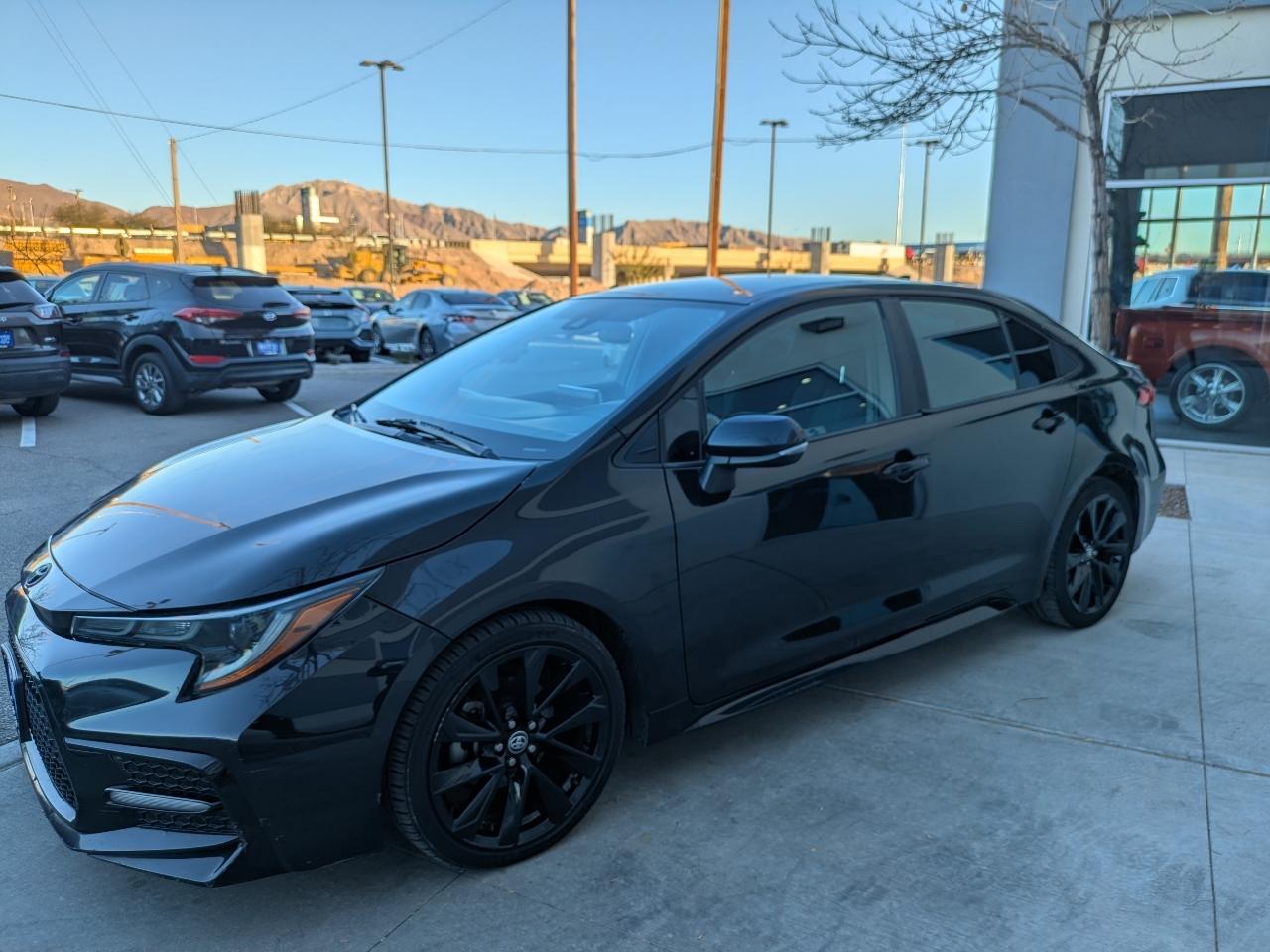 Toyota Corolla SE Nightshade 2021