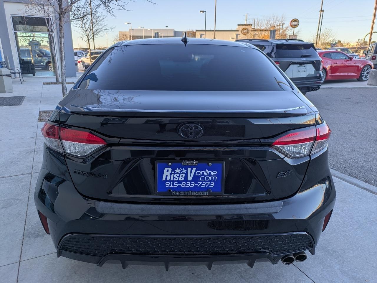 Toyota Corolla SE Nightshade 2021