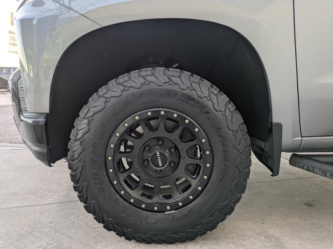 Chevrolet Silverado 1500 LT Trail Boss Crew Cab 4WD 2021