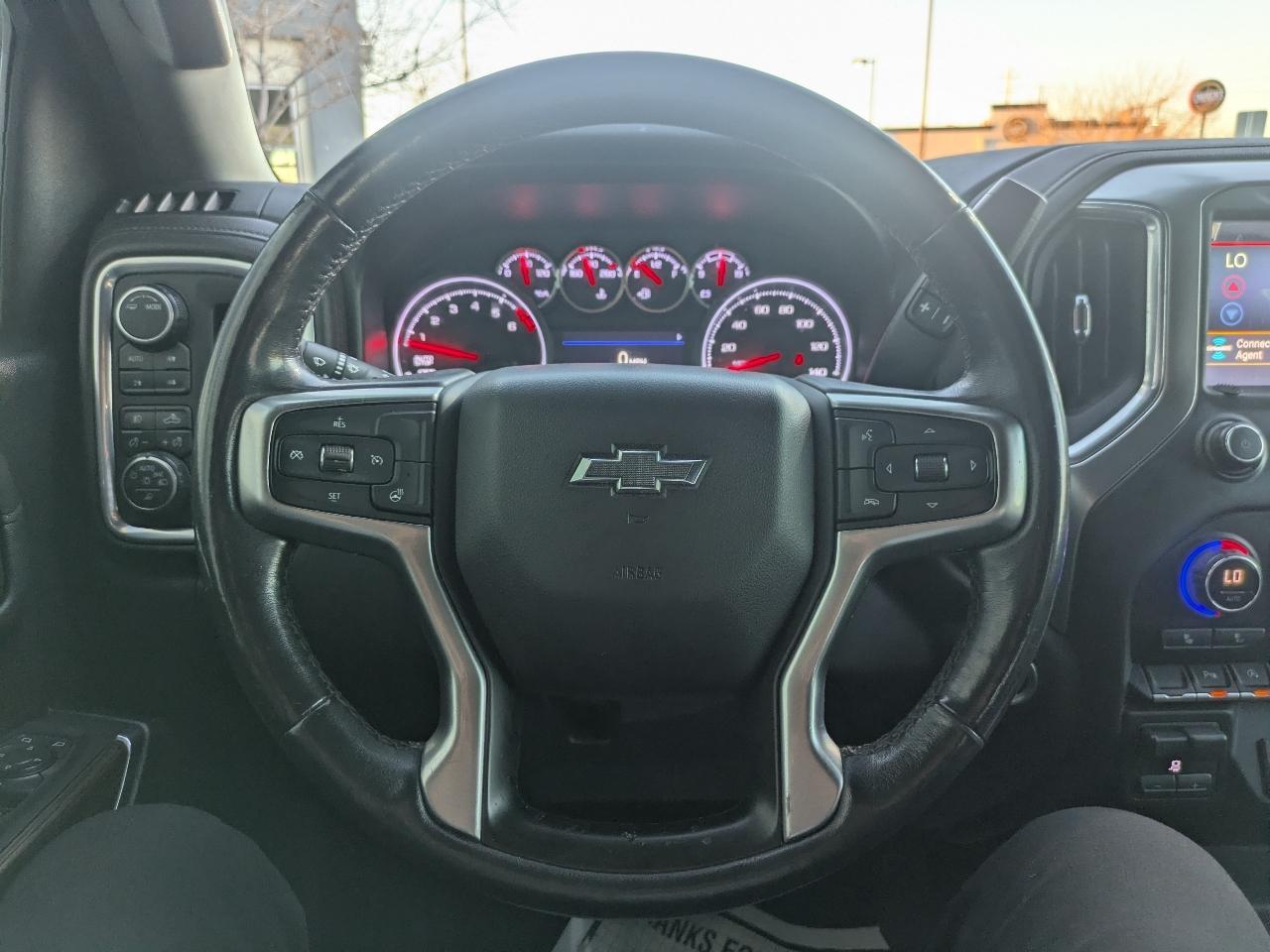 Chevrolet Silverado 1500 LT Trail Boss Crew Cab 4WD 2021