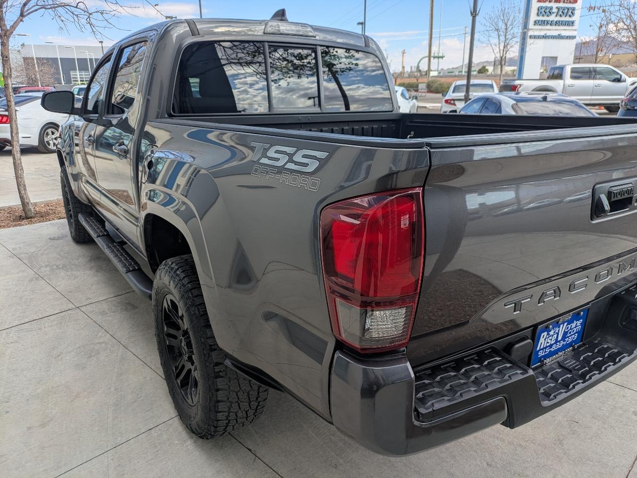Toyota Tacoma SR5 Double Cab I4 2WD 2021
