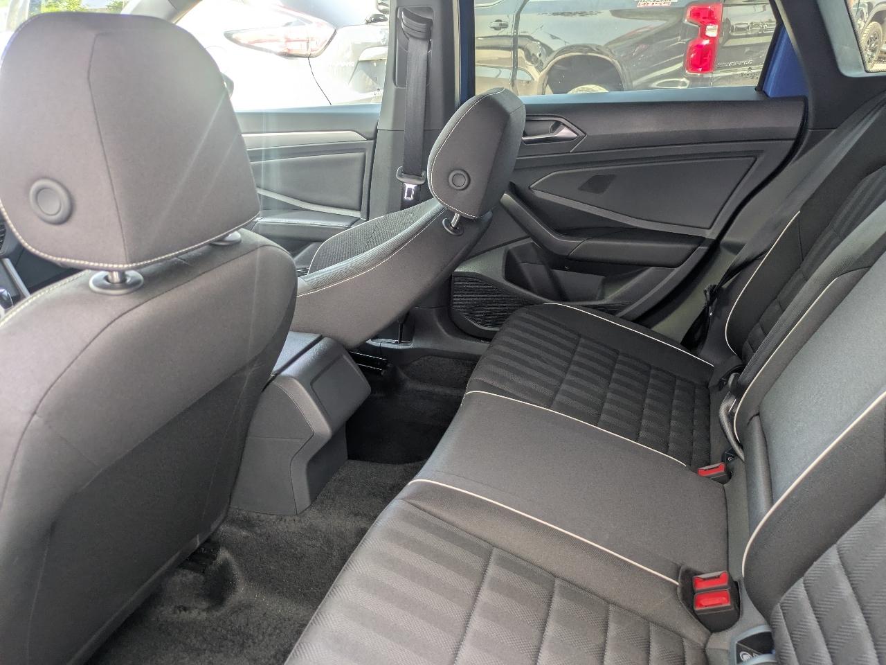 Volkswagen Jetta Sport 2024