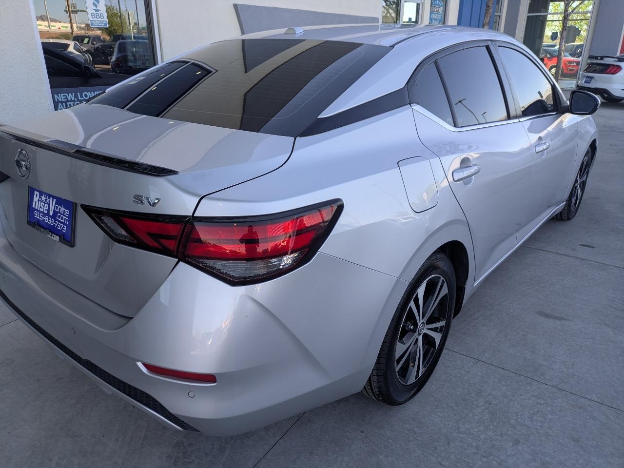 Nissan Sentra SV 2021