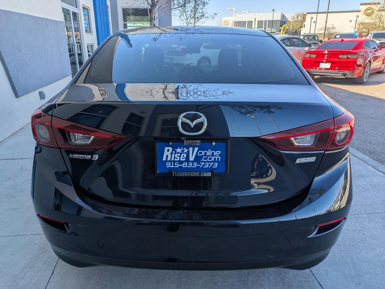 Mazda MAZDA3 i Touring AT 4-Door 2017