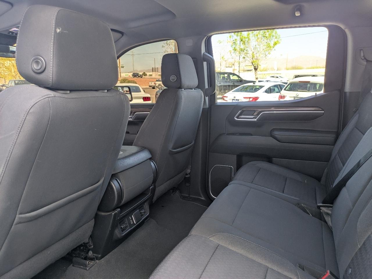 Chevrolet Silverado 1500 LT-L Crew Cab 4WD 2022