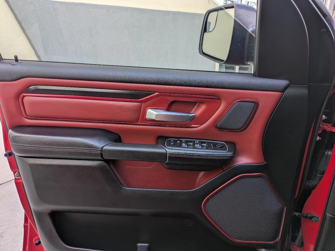 RAM 1500 Rebel Crew Cab SB 4WD 2020