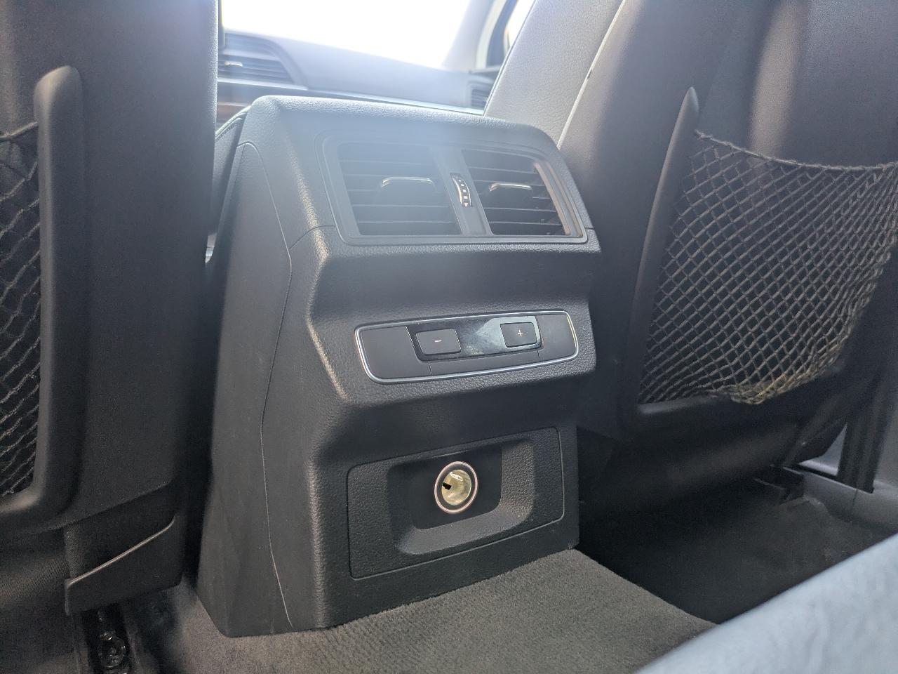 Audi Q5 2.0T Premium quattro 2020