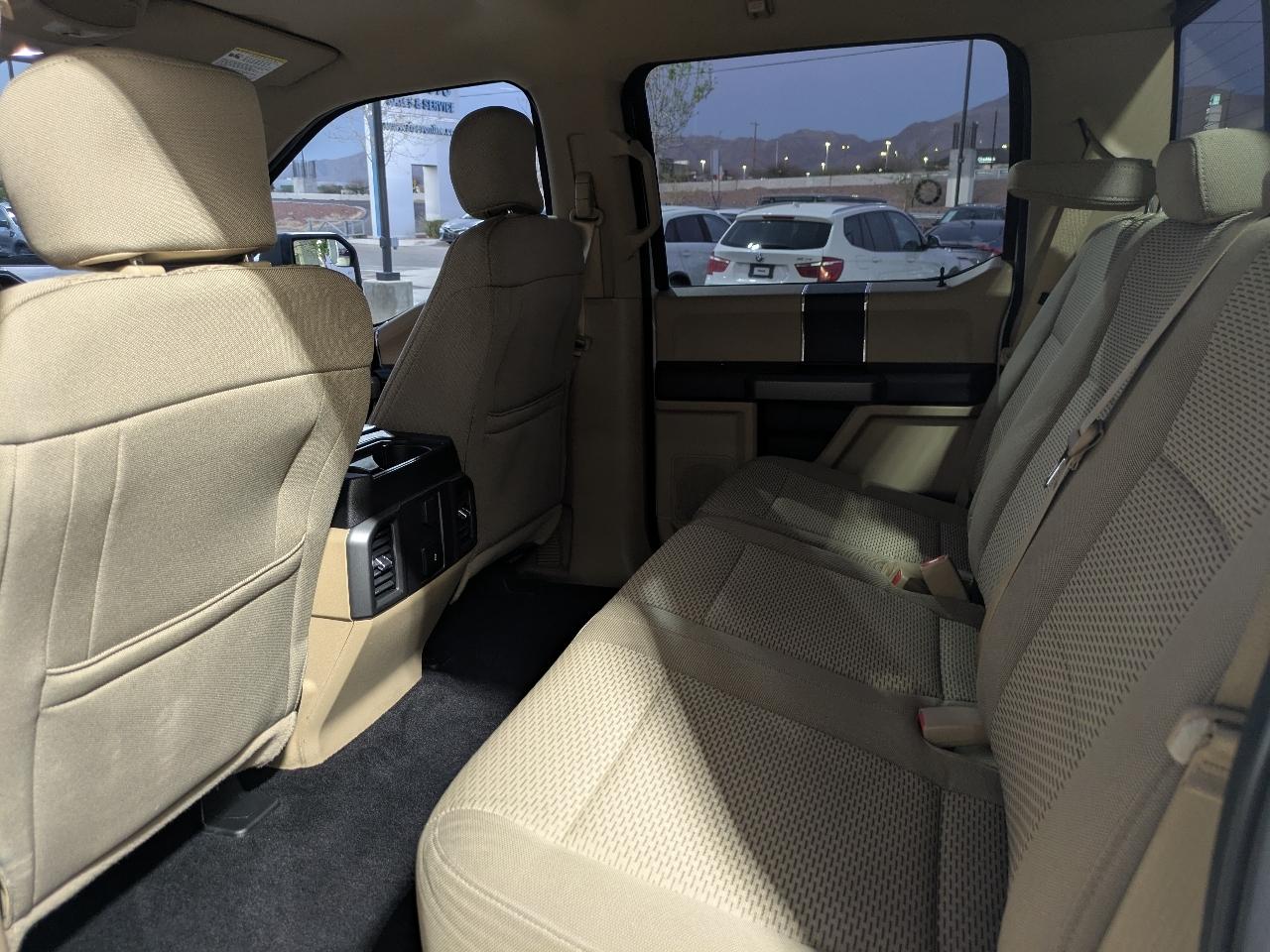 Ford F-150 XLT SuperCrew Short Bed 4WD 2017