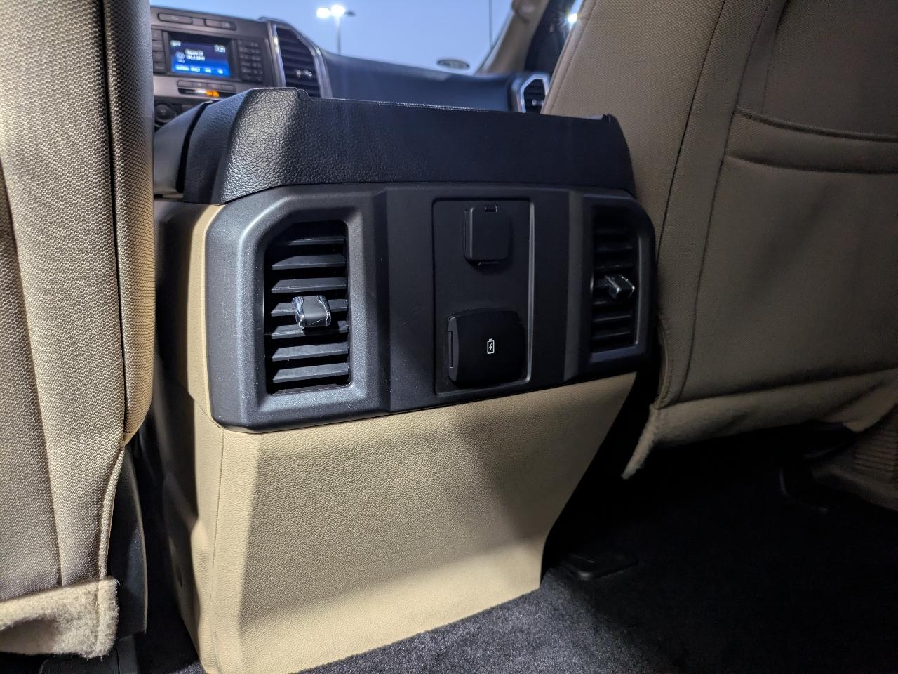 Ford F-150 XLT SuperCrew Short Bed 4WD 2017