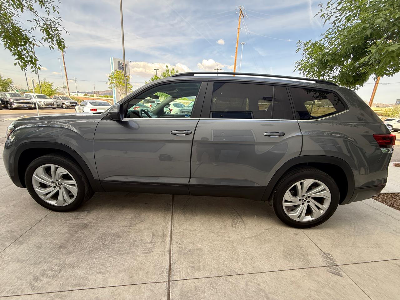 Volkswagen Atlas V6 SE w/Technology 2021