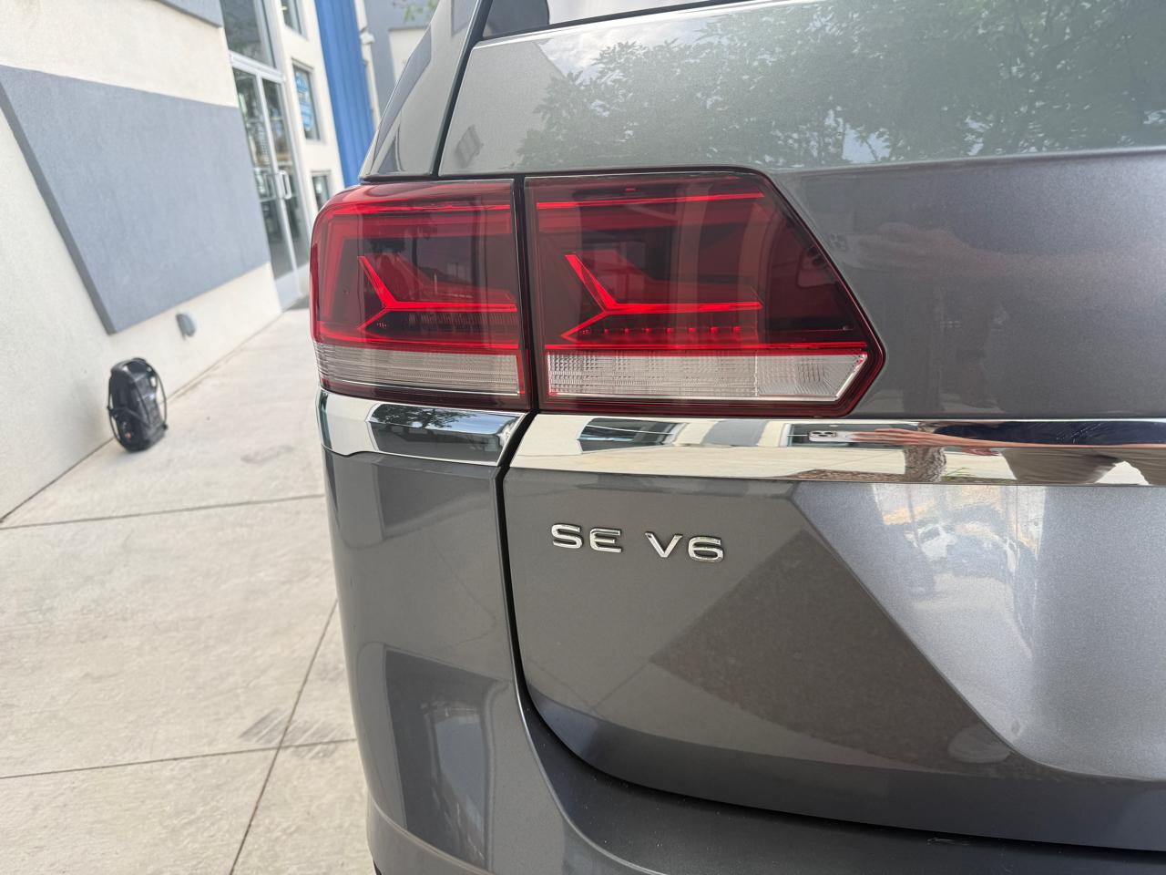 Volkswagen Atlas V6 SE w/Technology 2021