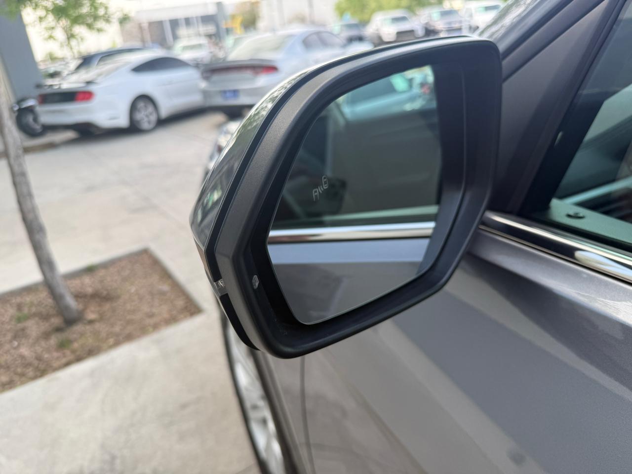 Volkswagen Atlas V6 SE w/Technology 2021