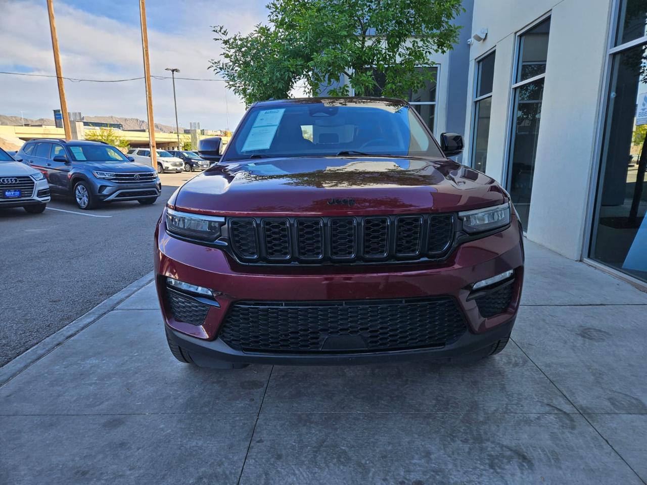 Jeep Grand Cherokee Limited 2WD 2023