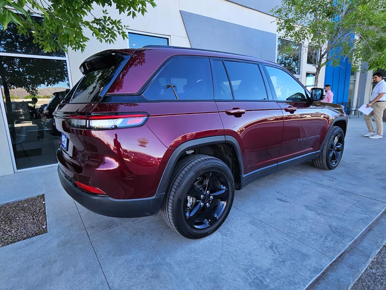 Jeep Grand Cherokee Limited 2WD 2023